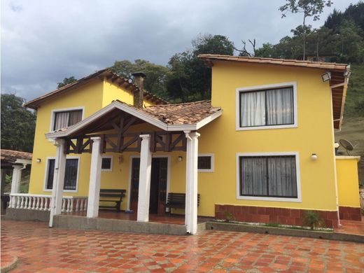 Quinta rústica - San Antonio del Prado, Medellín