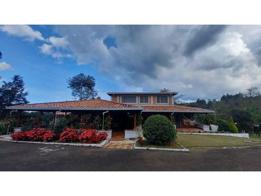 Casa de campo en Guarne, Departamento de Antioquia