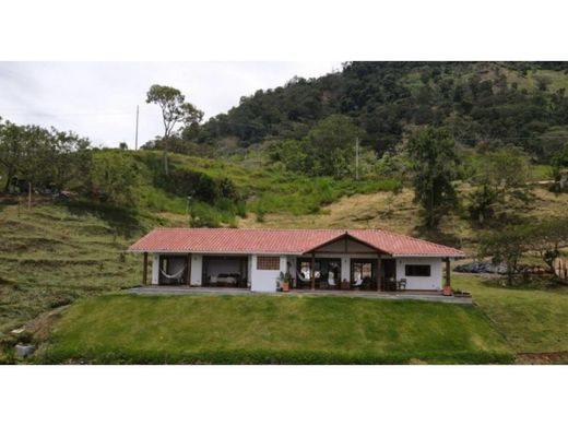 Ρουστίκ ή αγροικία σε Tarso, Departamento de Antioquia