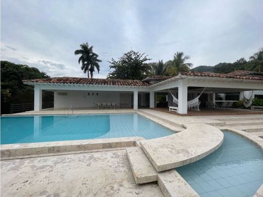 Farmhouse in Venecia, Departamento de Antioquia