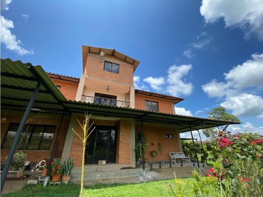 Luxury home in Pereira, Departamento de Risaralda