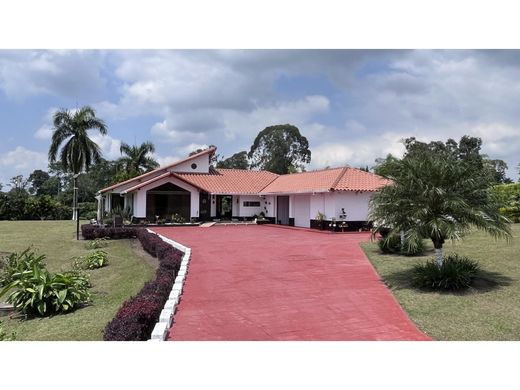 منزل ريفي ﻓﻲ Calarcá, Calarca