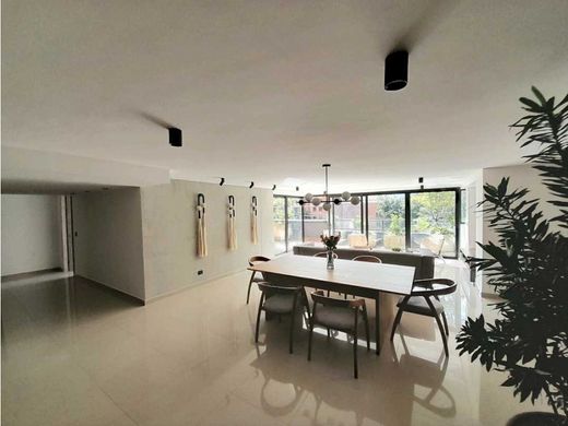 办公室  麦德林, Medellín