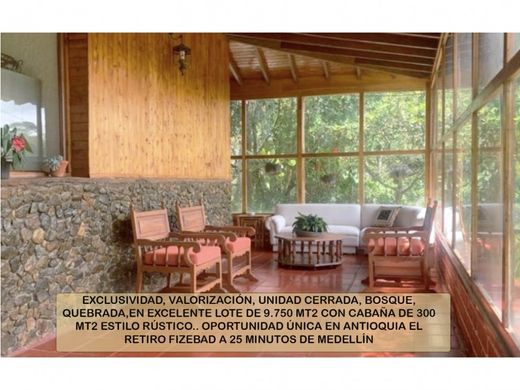 Köy evi Retiro, Departamento de Antioquia