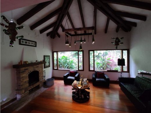 Πολυτελή κατοικία σε Envigado, Departamento de Antioquia