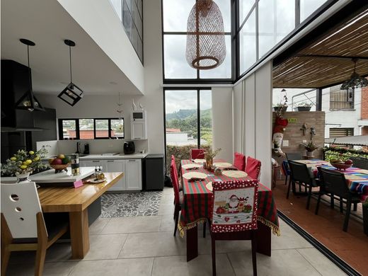 Luxury home in Villamaría, Departamento de Caldas