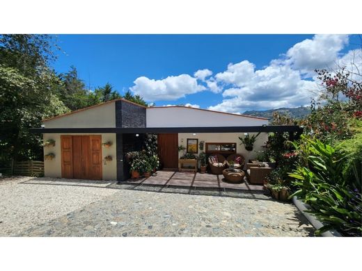 郊区住宅  Rionegro, Departamento de Antioquia