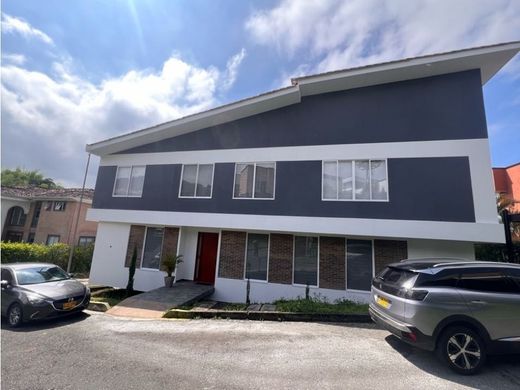 Εξοχική κατοικία σε Dosquebradas, Departamento de Risaralda