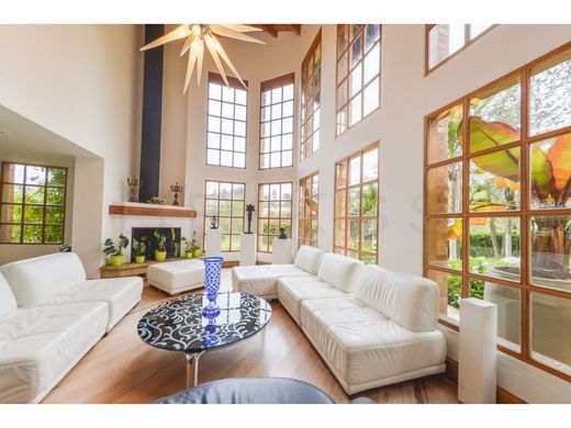 Envigado, Departamento de Antioquiaのカントリーハウス