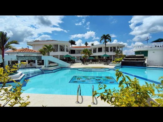 Hotel - Alcalá, Departamento del Valle del Cauca