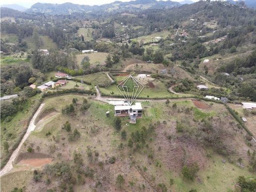 Quinta rústica - Retiro, Departamento de Antioquia