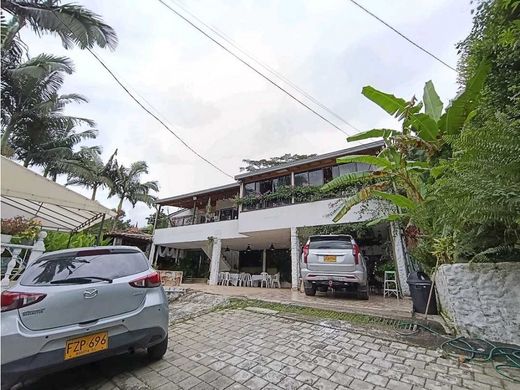 Köy evi Bello, Departamento de Antioquia