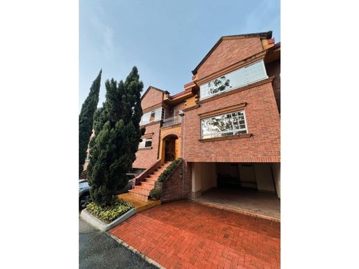 Элитный дом, Envigado, Departamento de Antioquia