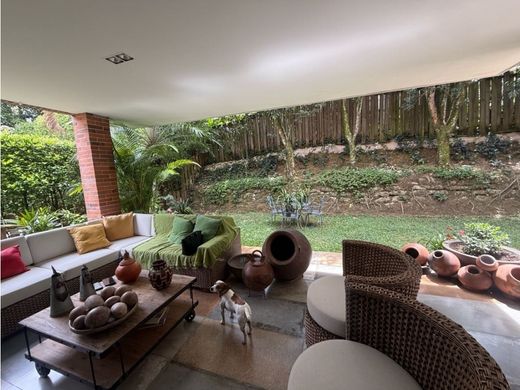 Элитный дом, Envigado, Departamento de Antioquia