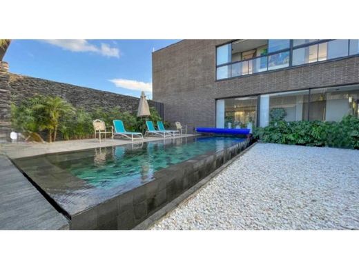 Köy evi Rionegro, Departamento de Antioquia