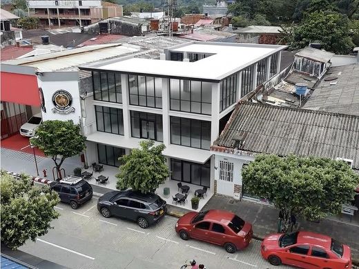 Casa de luxo - Acacías, Departamento del Meta