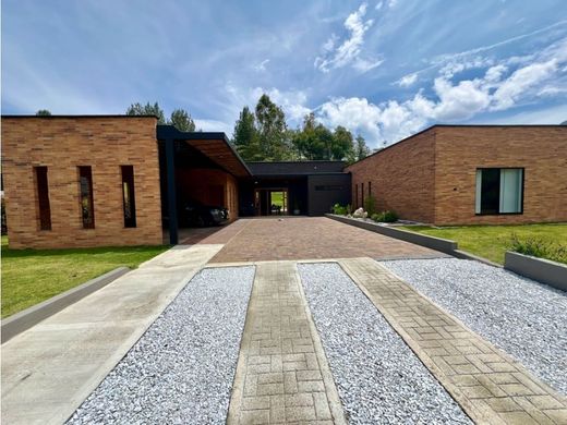 Luksusowy dom w La Ceja, Departamento de Antioquia