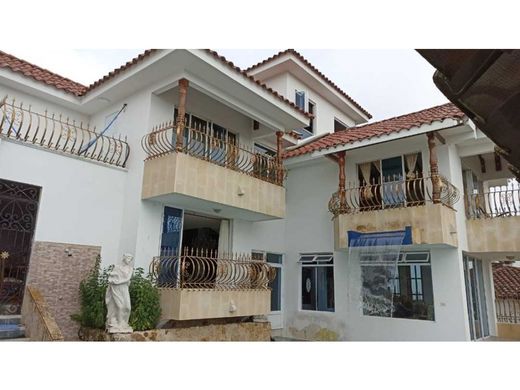 Luxury home in Tuluá, Departamento del Valle del Cauca