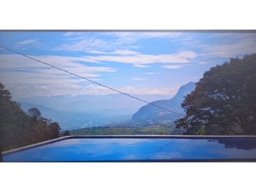 ‏בתים כפריים או חוות ב  Tarso, Departamento de Antioquia