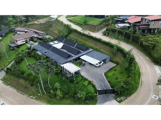 Country House in Retiro, Departamento de Antioquia