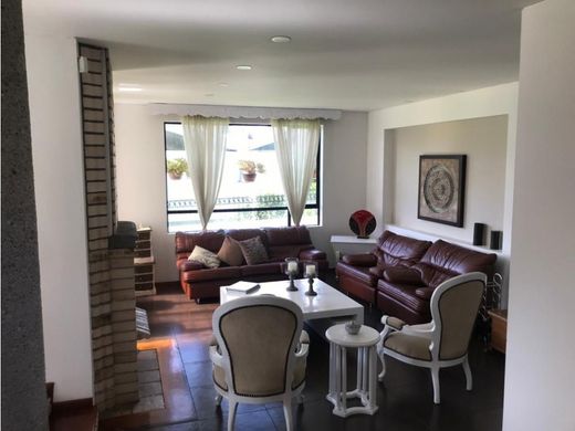 منزل ﻓﻲ Manizales, Departamento de Caldas