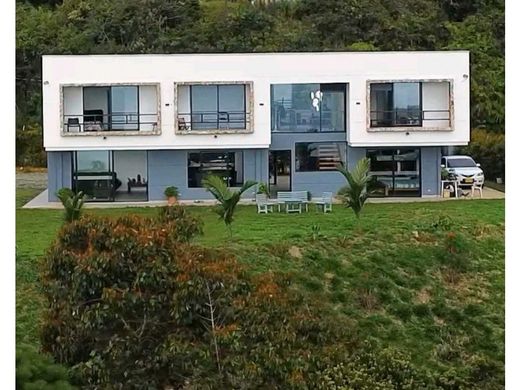 Köy evi Bello, Departamento de Antioquia