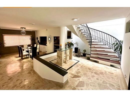 호화 저택 / Envigado, Departamento de Antioquia