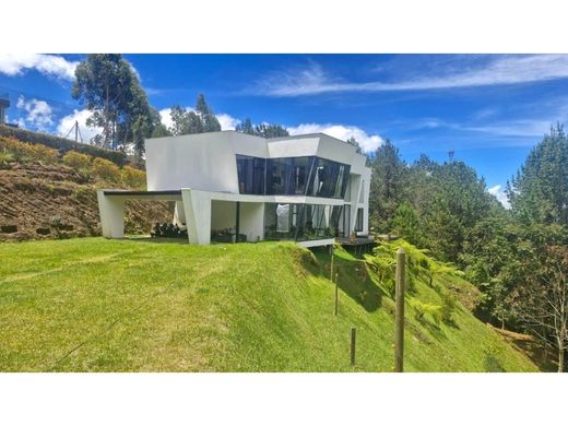 Πολυτελή κατοικία σε Μεδεγίν, Medellín