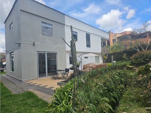 Casale a Envigado, Departamento de Antioquia