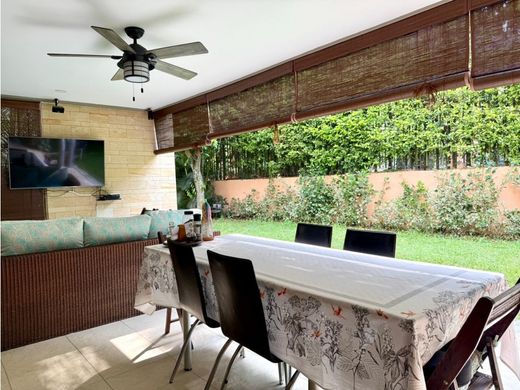 Luxury home in Santiago de Cali, Cali