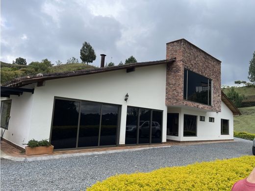 Country House in Retiro, Departamento de Antioquia