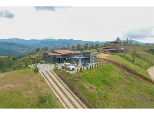 Country House in Retiro, Departamento de Antioquia