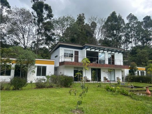 Farmhouse in La Ceja, Departamento de Antioquia