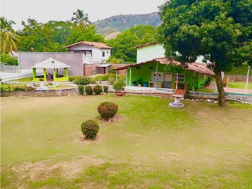 Santa Fe de Antioquia, Santafé de Antioquiaの土地