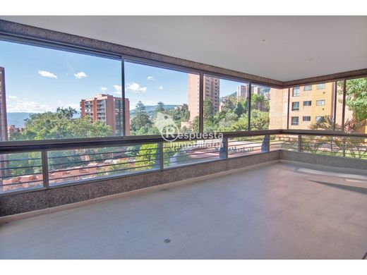 Apartment / Etagenwohnung in Medellín, Departamento de Antioquia