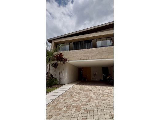 Casa di lusso a Medellín, Departamento de Antioquia