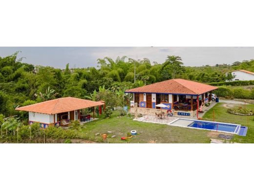 Köy evi Montenegro, Quindío Department