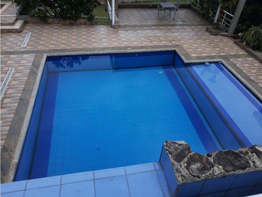 منزل ﻓﻲ Cali, Departamento del Valle del Cauca