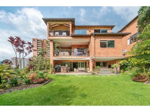 Πολυτελή κατοικία σε Μεδεγίν, Medellín