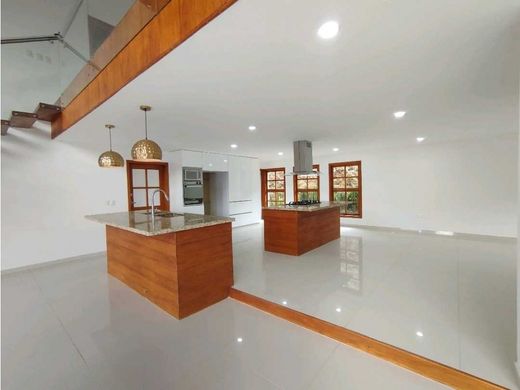 Envigado, Departamento de Antioquiaの高級住宅