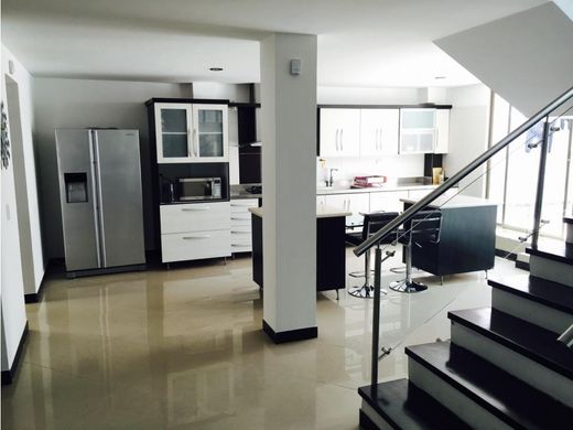 Casa di lusso a Sabaneta, La Estrella