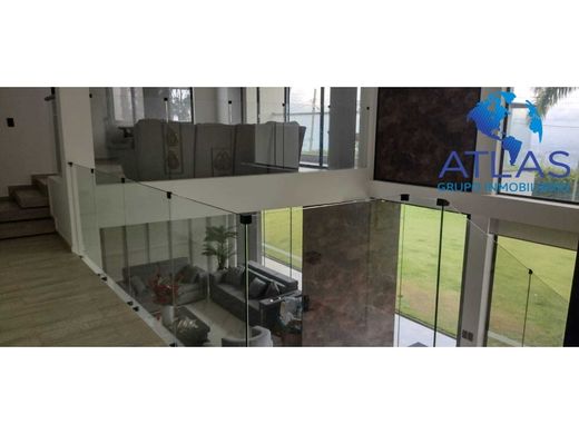Country House in Floridablanca, Departamento de Santander