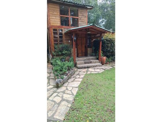 ‏בתים כפריים או חוות ב  Subachoque, Departamento de Cundinamarca