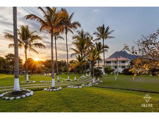 Luxury home in Melgar, Departamento de Tolima