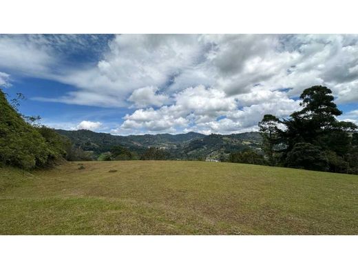 Terreno en Medellín, Departamento de Antioquia