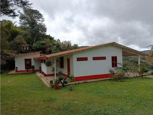 Farmhouse in Santo Domingo, Departamento de Antioquia
