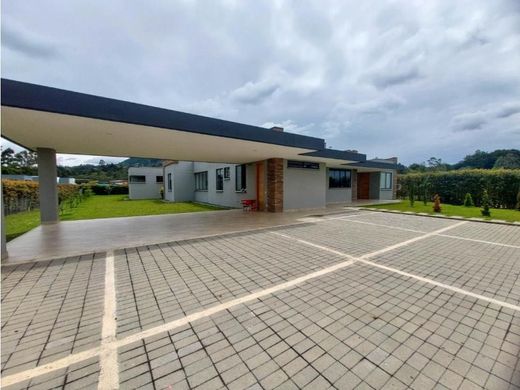 Luksusowy dom w La Ceja, Departamento de Antioquia