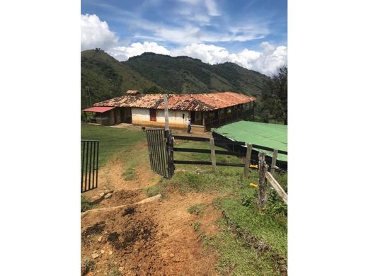 Сельский Дом, Hispania, Departamento de Antioquia