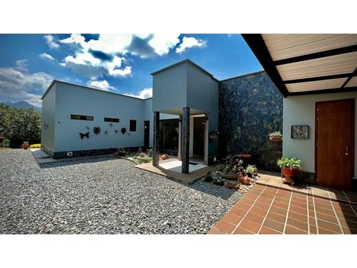 Загородный Дом, La Ceja, Departamento de Antioquia