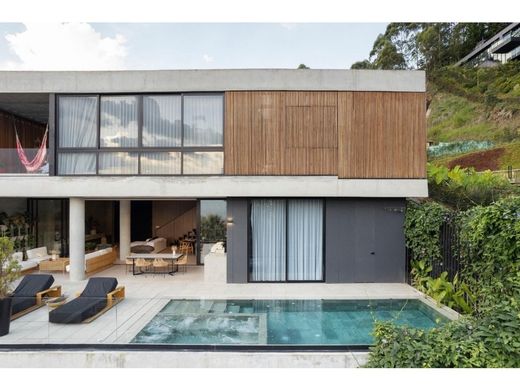 Luxe woning in Medellín, Departamento de Antioquia